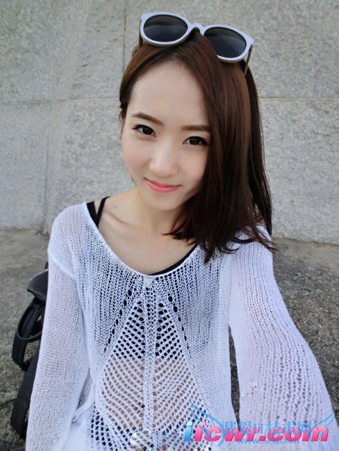 非诚勿扰9号女嘉宾李晓磊照片