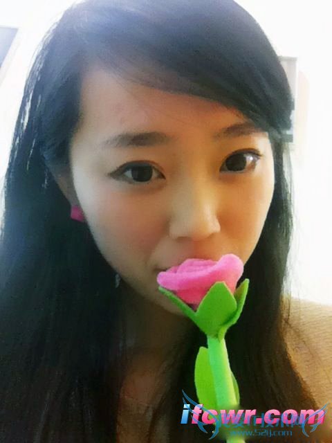 非诚勿扰23号女嘉宾穆怀林照片