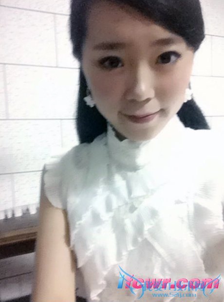 非诚勿扰23号女嘉宾穆怀林照片