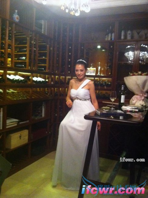 非诚勿扰寇烨瑄照片