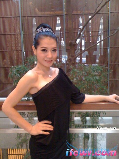 非诚勿扰寇烨瑄照片