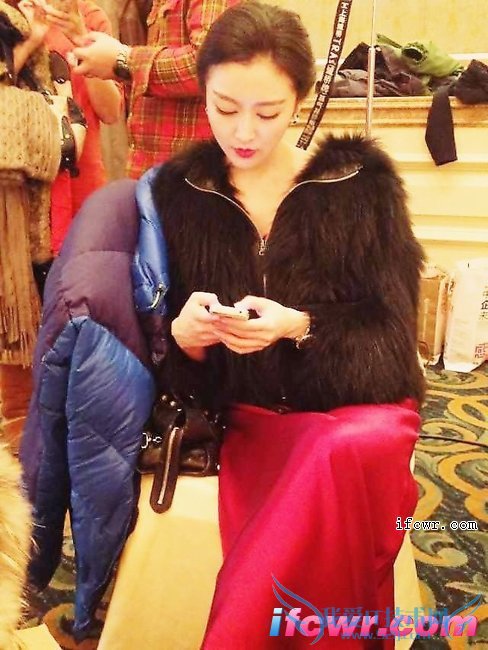 非诚勿扰16号女嘉宾张丹丹照片