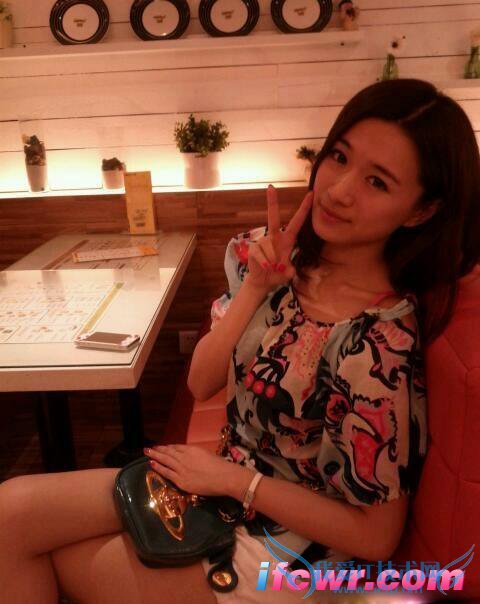 非诚勿扰23号女嘉宾赵雅萍照片