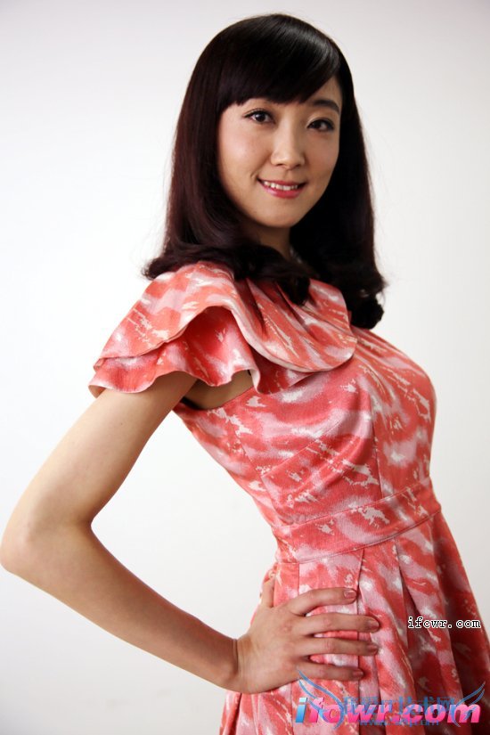 非诚勿扰22号女嘉宾曹丹照片