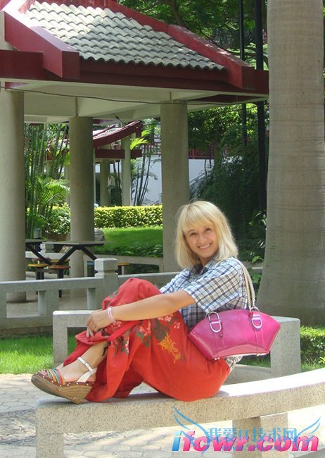 非诚勿扰8号女嘉宾李娜