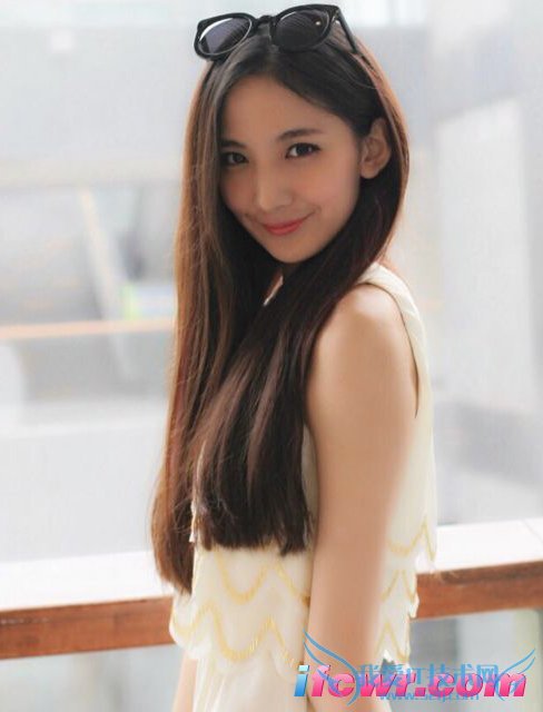 非诚勿扰6号女嘉宾黄胜楠照片