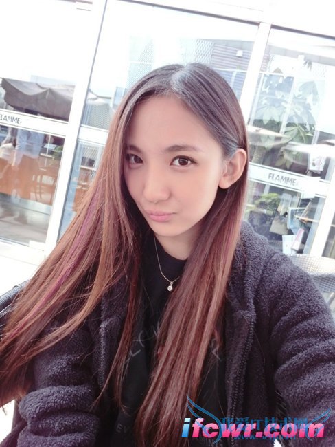 非诚勿扰6号女嘉宾黄胜楠照片