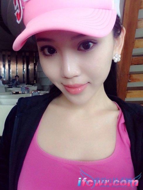 非诚勿扰15号女嘉宾齐楚嫣照片