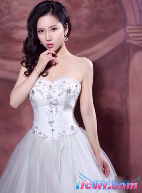 非诚勿扰15号女嘉宾齐楚嫣照片