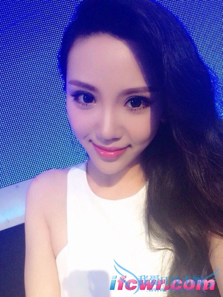 非诚勿扰15号女嘉宾齐楚嫣照片