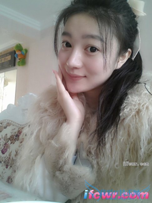 非诚勿扰23号女嘉宾李红昱照片