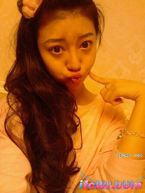 非诚勿扰23号女嘉宾李红昱照片