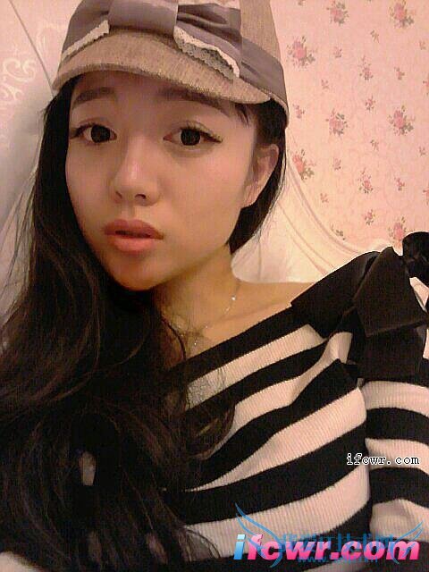 非诚勿扰23号女嘉宾李红昱照片