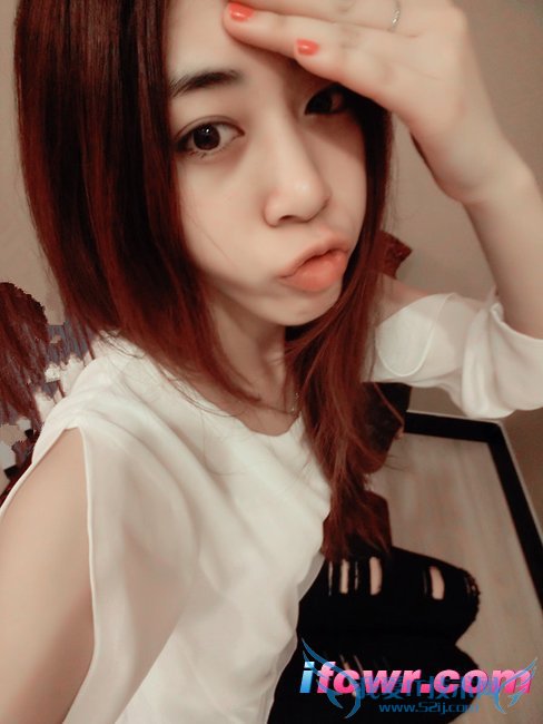 非诚勿扰17号女嘉宾王文颖照片