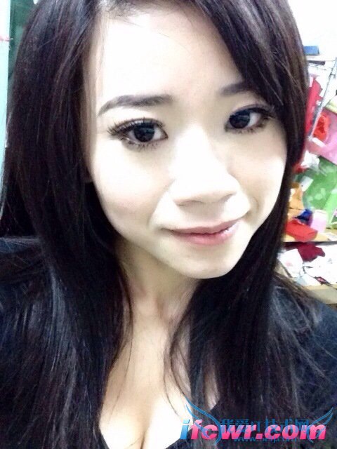 非诚勿扰5号女嘉宾易江玲照片