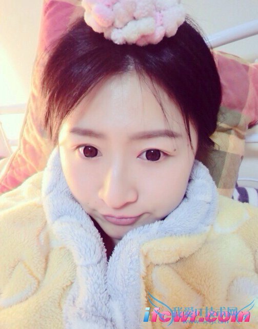 非诚勿扰24号女嘉宾何颖娇照片