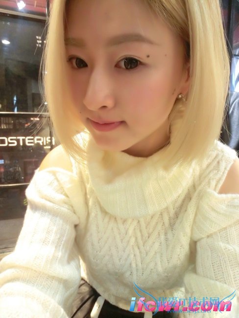 非诚勿扰24号女嘉宾何颖娇照片