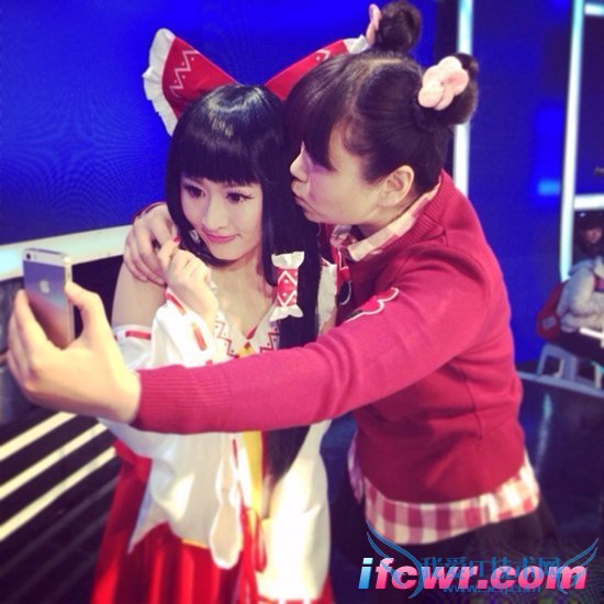 非诚勿扰24号女嘉宾何颖娇照片