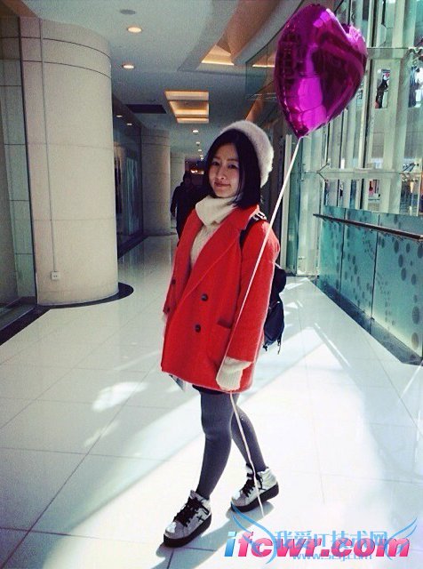 非诚勿扰24号女嘉宾何颖娇照片