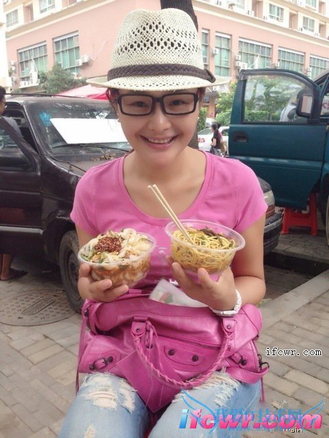 非诚勿扰方艳春照片