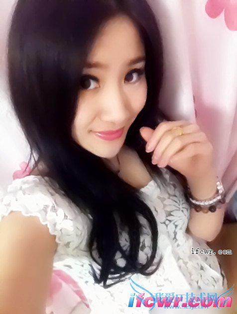 非诚勿扰21号女嘉宾刘晨露照片