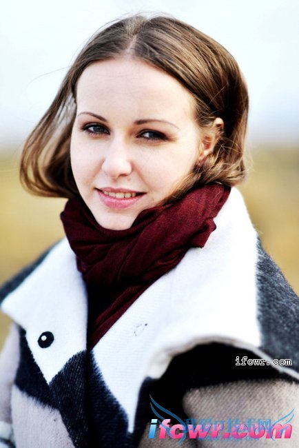 非诚勿扰8号女嘉宾伊人照片