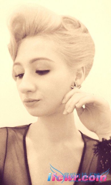 �ǳ�����5��Ů�α��������Ƭ