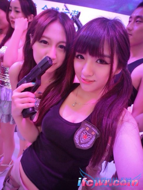 非诚勿扰14号女嘉宾高吉照片