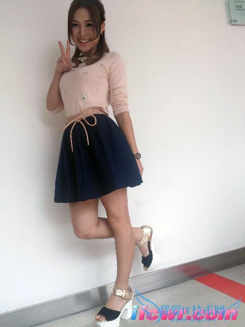 非诚勿扰9号女嘉宾郭思敏照片