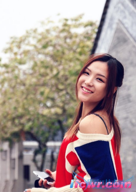 非诚勿扰9号女嘉宾郭思敏照片