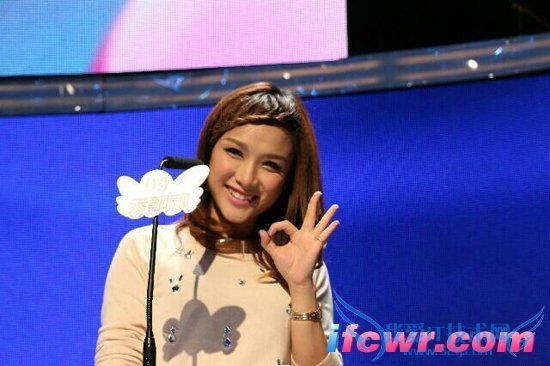 非诚勿扰9号女嘉宾郭思敏照片