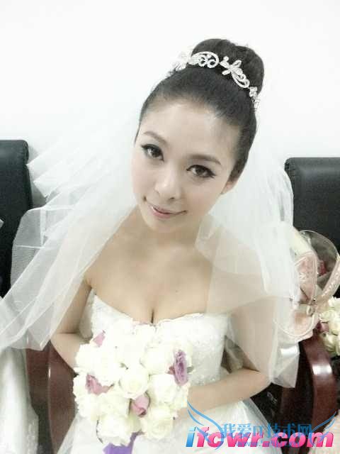 非诚勿扰17号女嘉宾叶亚馨照片