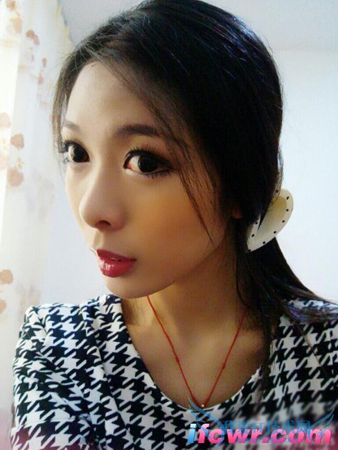 非诚勿扰17号女嘉宾叶亚馨照片