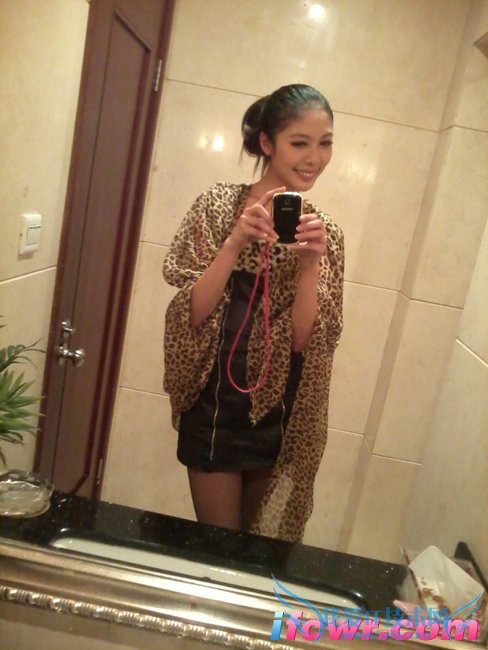 非诚勿扰17号女嘉宾叶亚馨照片