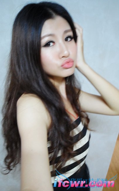 非诚勿扰24号女嘉宾胡小丹照片