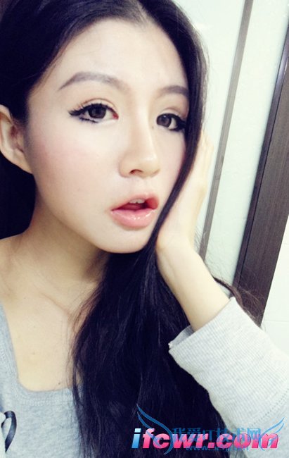 非诚勿扰24号女嘉宾胡小丹照片