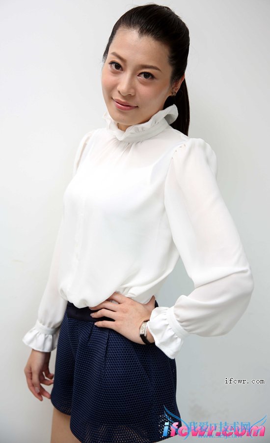 非诚勿扰范恩绮照片