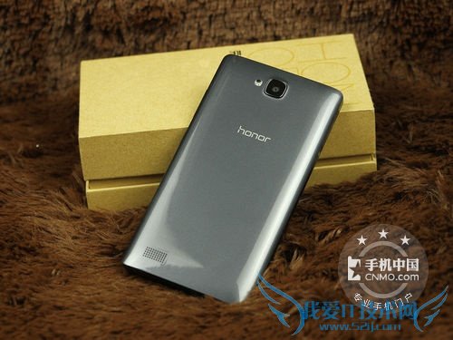 图为:华为 荣耀3C 1G版 背面