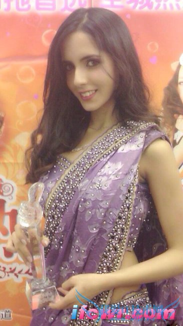 非诚勿扰18号女嘉宾安娜照片