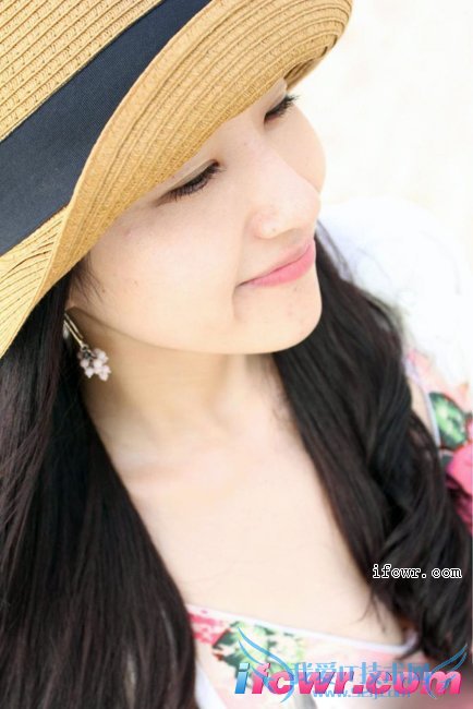 非诚勿扰12号女嘉宾李莉娜照片