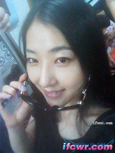 非诚勿扰12号女嘉宾李莉娜照片