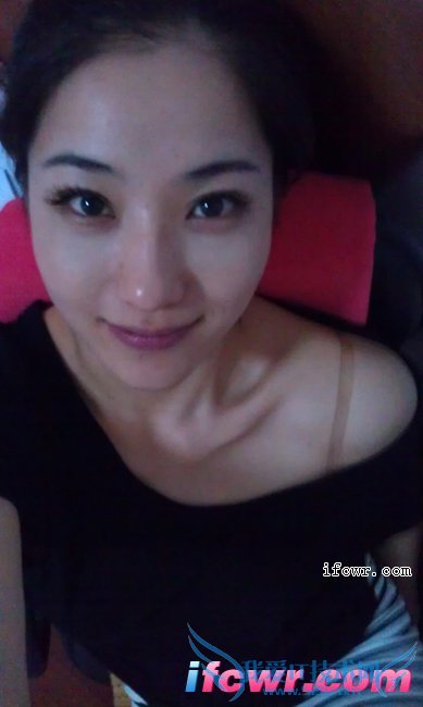 非诚勿扰12号女嘉宾李莉娜照片