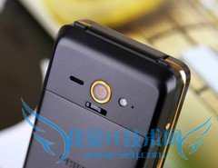 图为 飞利浦W9588