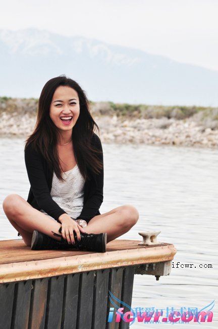 非诚勿扰4号女嘉宾刘瓅照片