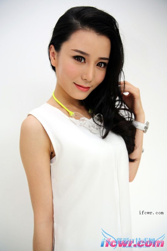 非诚勿扰13号女嘉宾于金婉照片