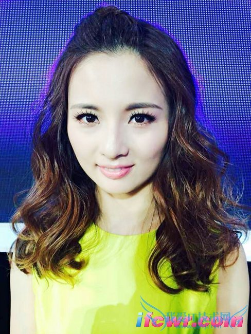 非诚勿扰23号女嘉宾陈璐燕照片