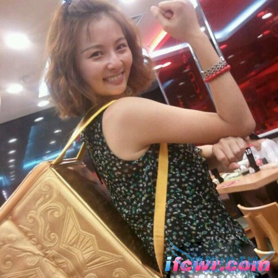 非诚勿扰23号女嘉宾陈璐燕照片