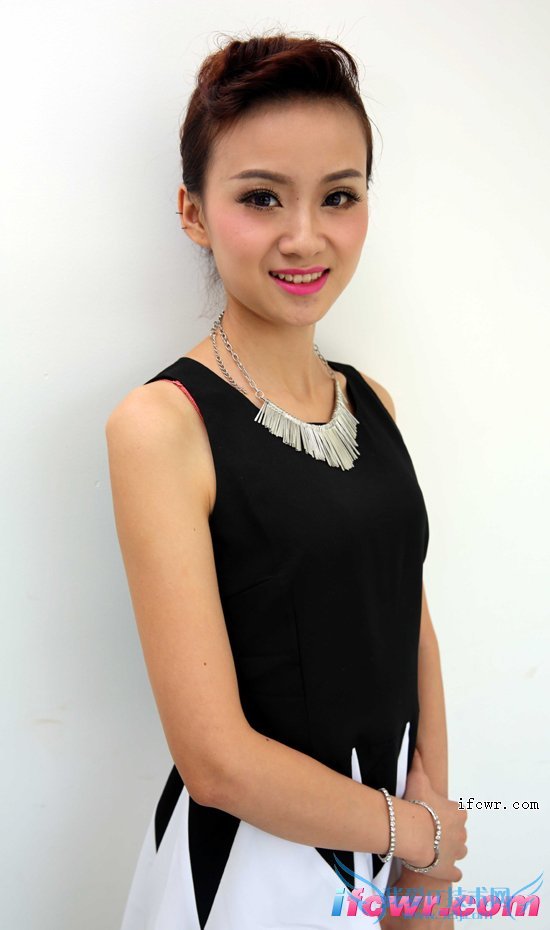 非诚勿扰张莹照片