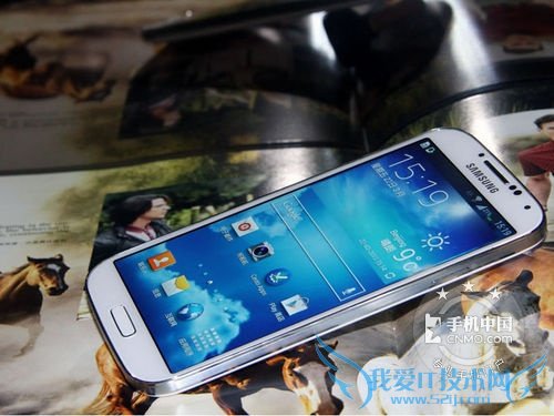 图为 三星GALAXY S4