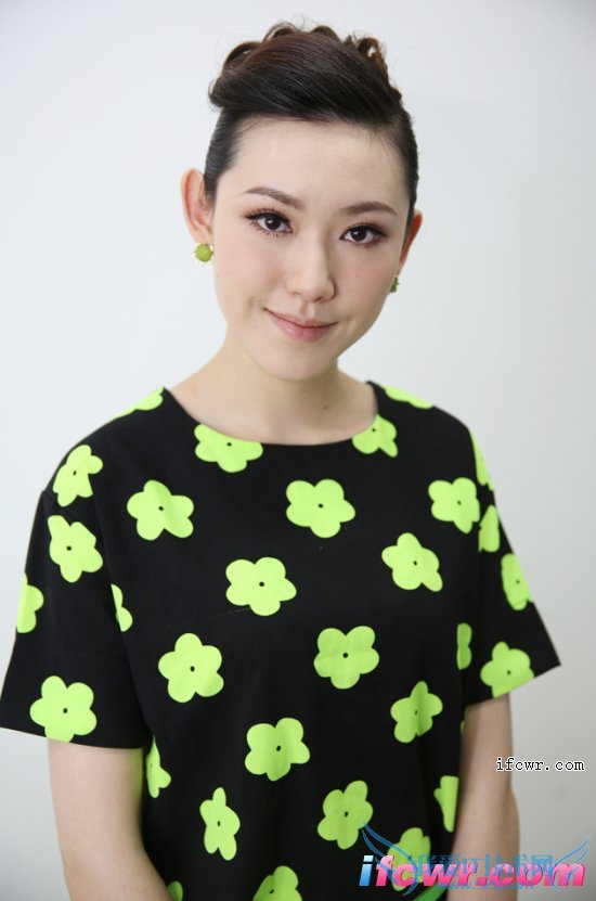 非诚勿扰12号女嘉宾胡梦婷照片